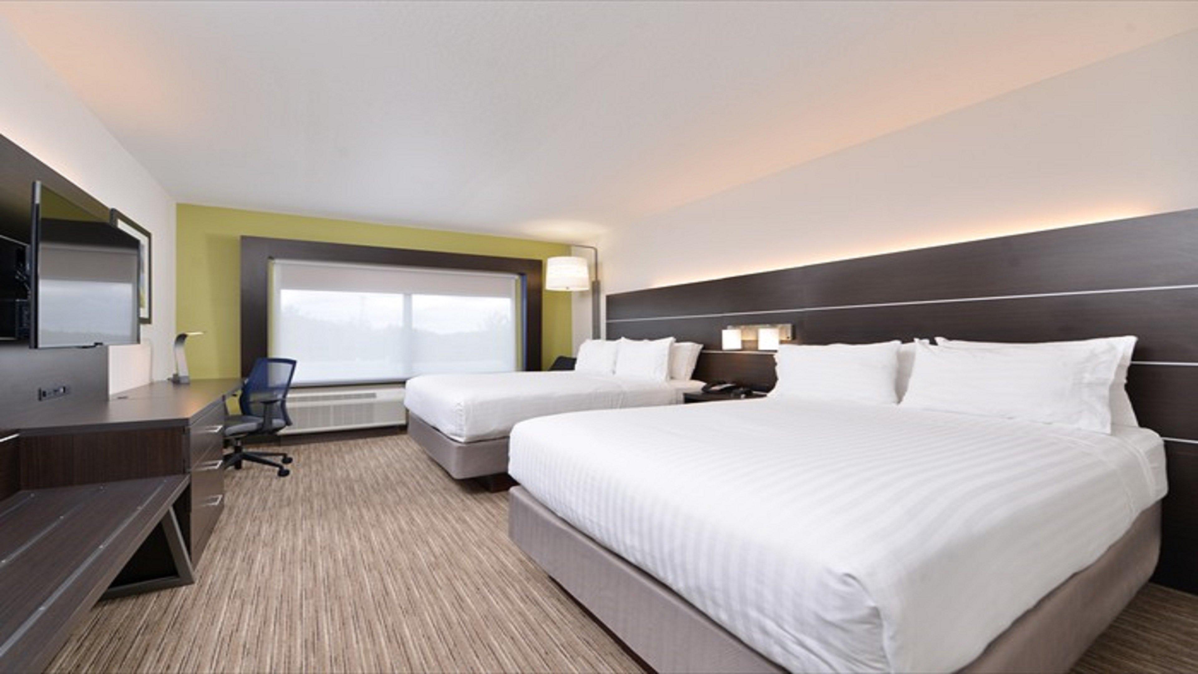 Holiday Inn Express & Suites - Parkersburg East By Ihg Exterior photo